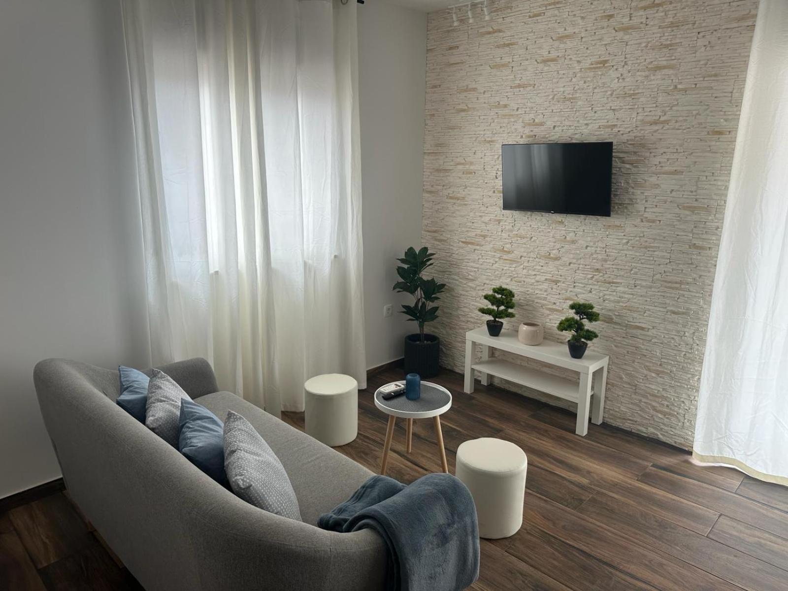 Apartments Harmony Hills Πούλα Εξωτερικό φωτογραφία